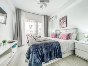 Reformed studio apartment in central Nerja 3K